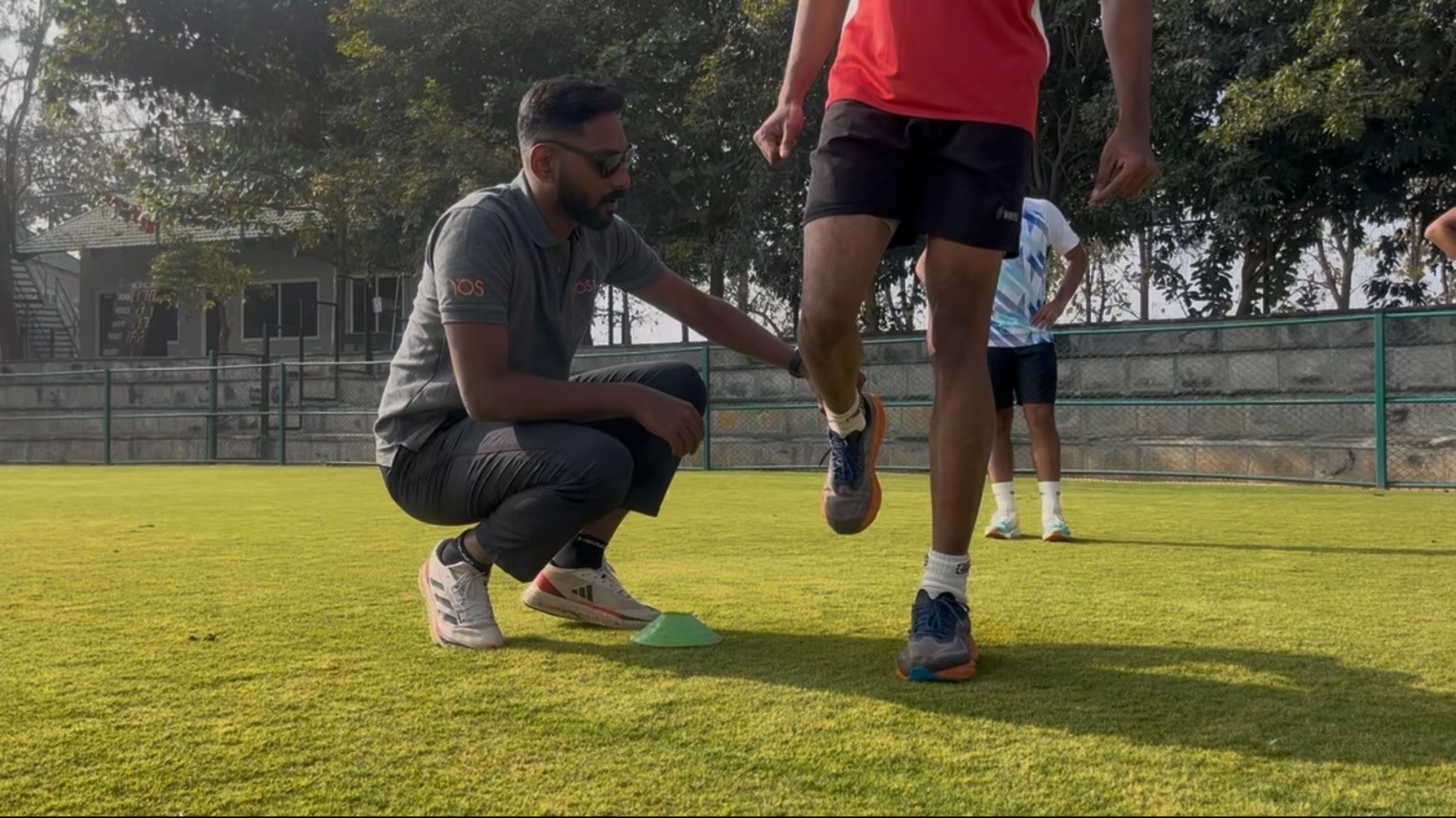 Sports physiotherapy treatment session